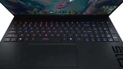 HP HyperX OMEN 15-ga0006ncx / Herní notebook / Intel Core Ultra 7-356H / 16GB / 1TB SSD / RTX 5060 / W11H