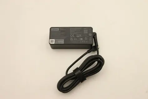 Lenovo 45W USB-C Power Adapter / Napájecí adaptér / 45W / USB-C