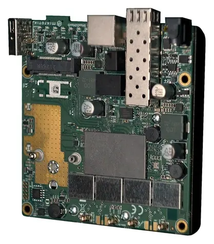 MikroTik L23UGSR-5HaxD2HaxD / RouterBOARD / WiFi 6 / Dual-Band / RouterOS L4 / miniPCIe / SIM / 1x GLAN / 2,5G SFP
