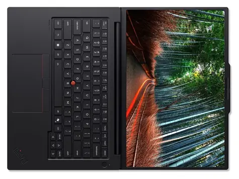 Lenovo ThinkPad P14s G7 černá / Notebook / 14