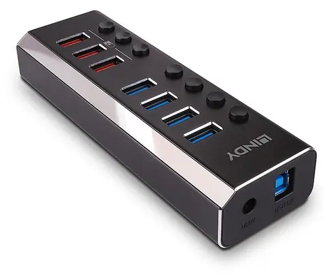 Lindy USB 3.0 hub 4 porty černá / USB hub / 3x rychlonabíjecí port / Quick Charge 3.0 / s napájecím adaptérem