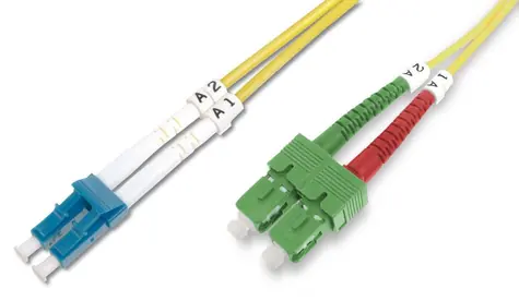 Digitus SC (APC) - LC (PC) / Optický patch kabel / Singlemode OS2 / Duplex / 2 m / žlutá