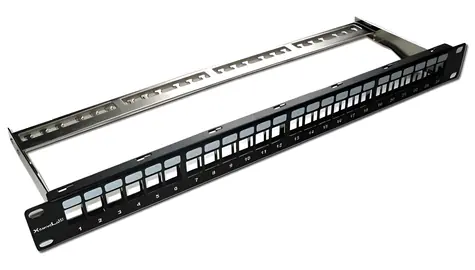 XtendLan Patch panel 24 portů černý / 19
