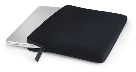 Pipetto Classic Fit Sleeve černá / Pouzdro / MacBook Neo 13 (A18 Pro)