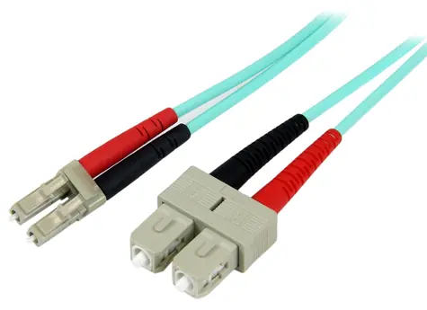 StarTech A50FBLCSC2 tyrkysová / Optický patch kabel / LC-SC / Multimode OM3 / Duplex / 2 m