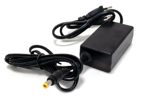 XtendLan napájecí adaptér 12V/2A / Napájecí zdroj / 12V DC / 2A / Jack 5,5/2,1mm