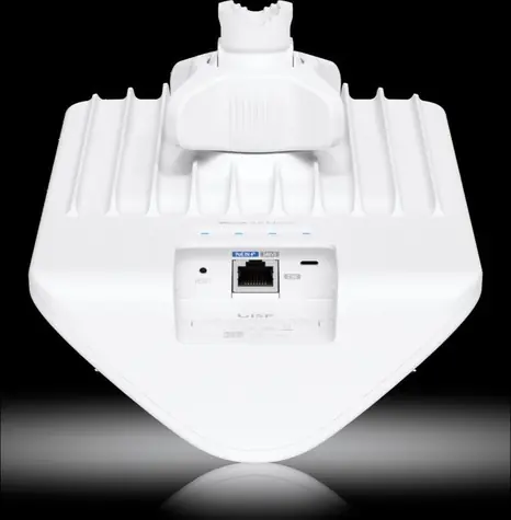 Ubiquiti Wave AP Micro / PtMP AP / 60GHz / 5GHz záloha / 20dBi / 90° / 5Gbps