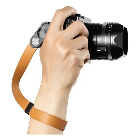 Peak Design Cuff Amber / Řemínek na zápěstí / kožený / pro fotoaparáty