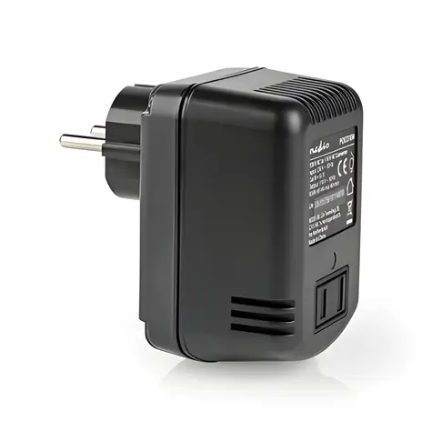Nedis Měnič napětí 230V-110V černá / Měnič napětí / 30 W / Zásuvka typu F