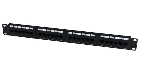 StarTech 24portový patch panel / Patch panel / CAT6 / 24 portů RJ-45 / 1U / černý
