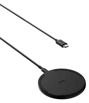 Belkin BOOST CHARGE Qi černá / Bezdrátová nabíjecí podložka / 15W / bez adaptéru