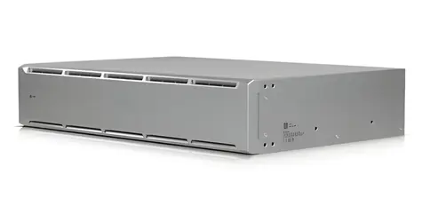 Ubiquiti UniFi UPS-2U / Záložní zdroj UPS / 1500 VA / 1000 W / 2U / 8x IEC