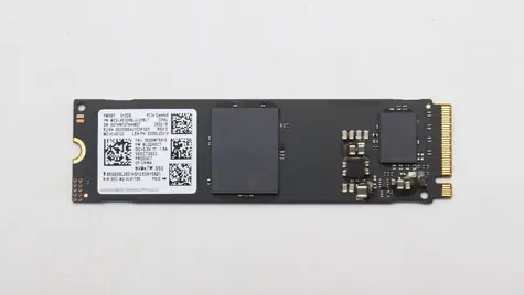 Lenovo SSD 512GB M.2 2280 PCIe 4.0 / Interní SSD / M.2 2280 / PCIe 4.0