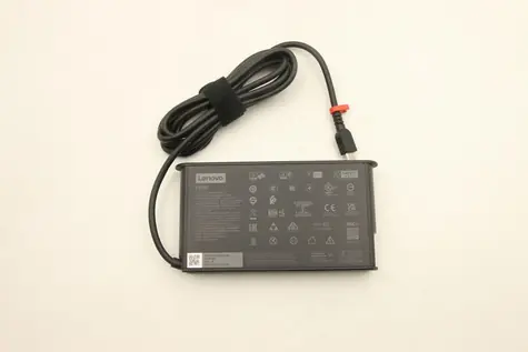 Lenovo 135W USB-C AC Adapter / Napájecí adaptér / 135 W / USB-C