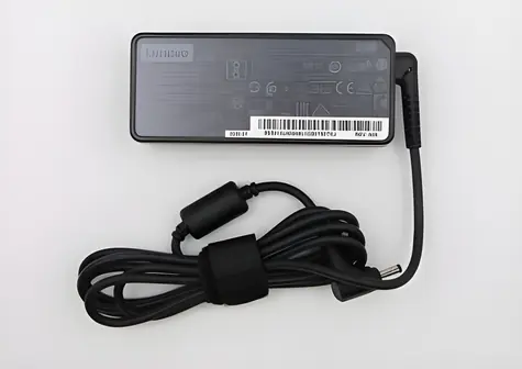 Lenovo AC Adapter 65W (5A10J40451) / Napájecí adaptér / 20V / 3,25A