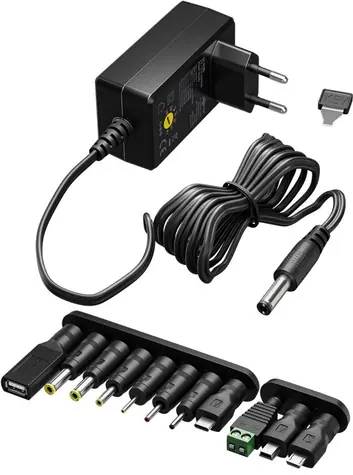 Goobay univerzální napájecí zdroj 5-15V bílá / Napájecí adaptér / max. 36W / 2,4A
