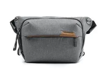 Peak Design Everyday Sling 6L v2 Ash (světle šedá) / Brašna na fotoaparát / objem 6 litrů