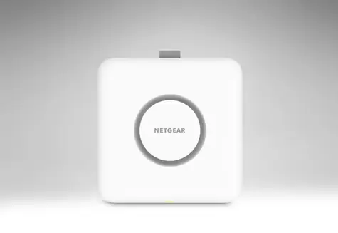 NETGEAR Insight WBE710 / Přístupový bod / Wi-Fi 7 / Třípásmový / PoE / 2.5G