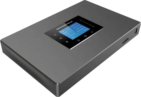 Grandstream UCM6301 / IP PBX ústředna / 500 uživatelů / 75 hovorů / 1x FXO / 1x FXS / PoE