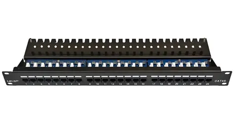Lexi-Net Patch panel 24p černý / Patch panel / Cat.5e / 24 portů / 1U / Horní zářez KRONE