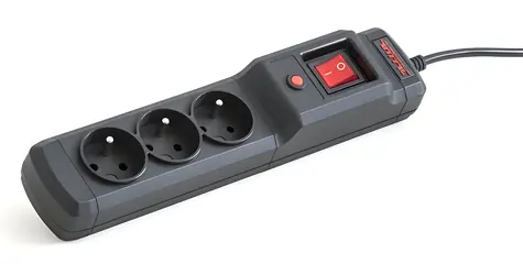 Armac Multi M3 černá / Přepěťová ochrana / 3 zásuvky / 5 m kabel / 2500 W