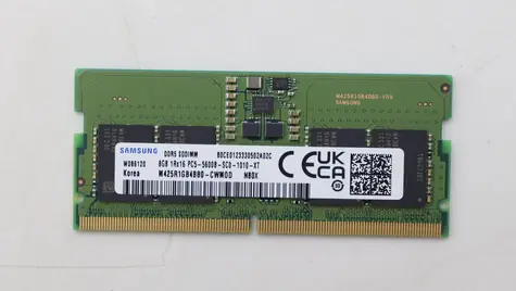 Lenovo 8GB DDR5 SODIMM / Paměť RAM / Pro notebooky / 5600 MHz