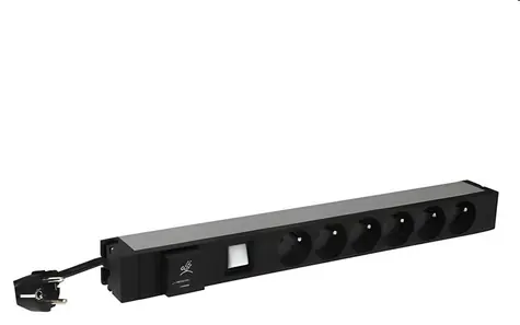 Legrand PDU 6x 230V s přepěťovou ochranou / Rozvodný panel / 1U / 16 A / 3700 W / kabel 3 m