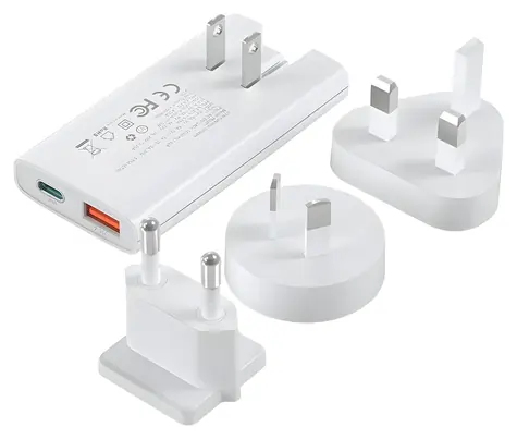 Choetech PD6011 bílá / Síťová nabíječka / GaN / 65W / USB-C + USB-A
