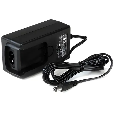 StarTech / Napájecí adaptér / 9V / 2A / 100-240 V
