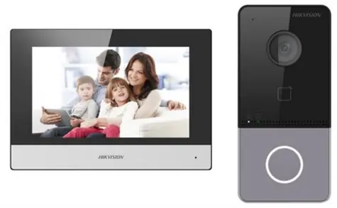 Hikvision DS-KIS603-P(C) / IP videotelefon / bytový monitor + dveřní stanice / PoE