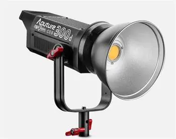 Aputure Light Storm LS C300d / LED světlo / COB / 5500 K / V-mount