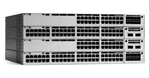 Cisco Catalyst 9300L / Switch / 48x GbE PoE / 4x 10G SFP+ Uplink / Network Essentials