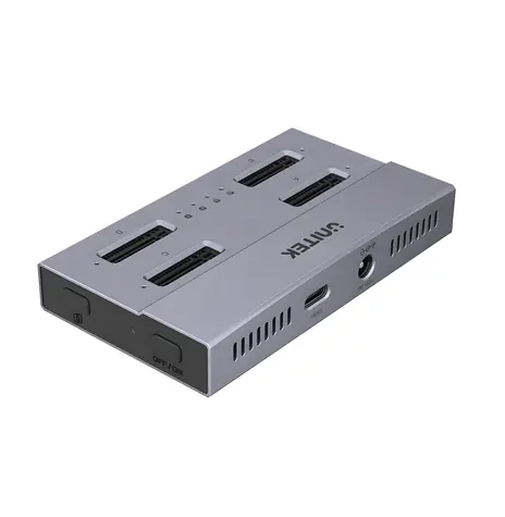 Unitek USB4 dokovací stanice pro 4x M.2 SSD / Dokovací stanice / USB4 / 4x M.2 NVMe SSD / Klonování disků