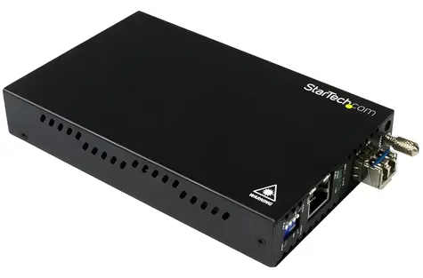 StarTech Gigabitový mediakonvertor černá / Mediakonvertor / optika - RJ-45 / dosah 20 km / bez PoE