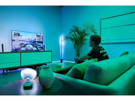 Philips Hue Play HDMI Sync Box gen2 černá / Synchronizační box / Bluetooth / Dálkové ovládání