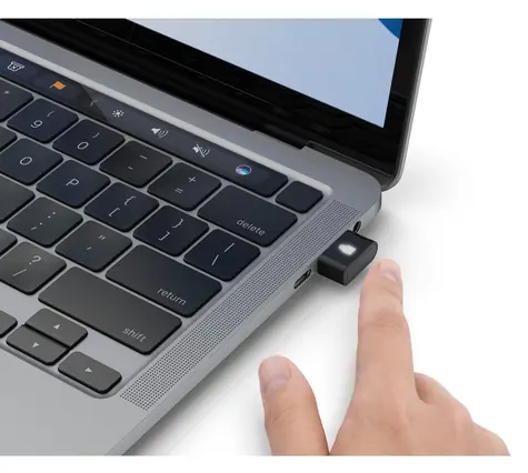 Kensington VeriMark IT 2.0 / Bezpečnostní klíč / otisk prstu / USB-C / FIDO2 / Windows Hello
