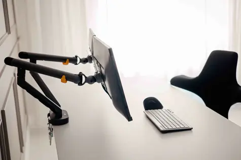 BakkerElkhuizen BE Flexible Dual tmavě šedá / Rameno na 2 monitory / VESA 75-100 mm / nosnost 20 kg / výška 126-485 mm