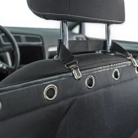 Trixie Autopotah za zadní sedadla černý / Autopotah / 1,45x1,60 m / bavlna, polyester / pro psy