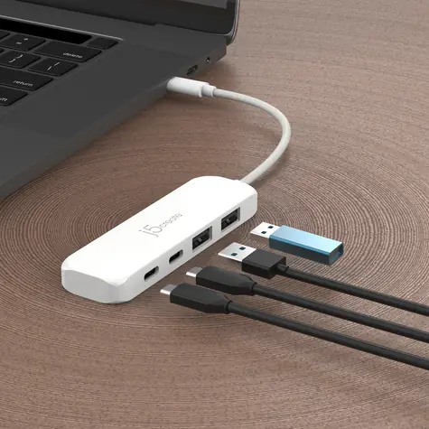 J5Create Eco-Friendly USB-C Hub bílá / USB hub / 4x USB-A + USB-C / recyklovaný plast