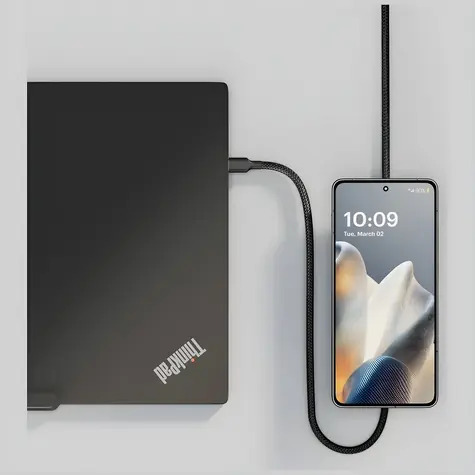 ZENS Pro 2 černá / Bezdrátová nabíječka / Qi2 / 15W / USB-C/USB-C kabel