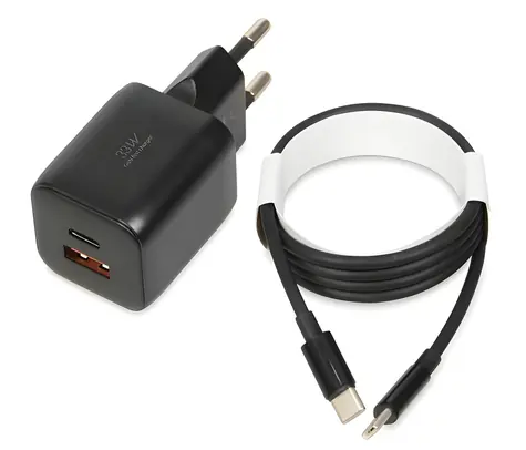 C42B síťová nabíječka USB-C černá / Nabíječka / USB-C / QC3.0 / 33 W