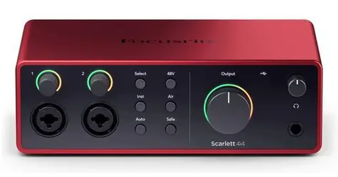 Focusrite Scarlett 4i4 4th Gen / Zvukové rozhraní / USB-C / 4 vstupy / 4 výstupy