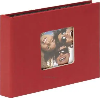 Walther Fun 10x15 červená / Mini album / 36 fotek