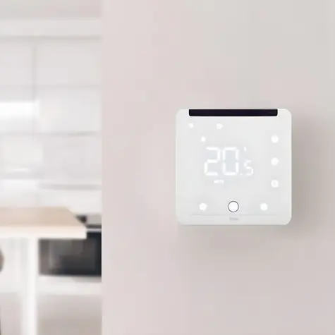 Fibaro Nice Clima-Control bílá / Chytrý termostat / Z-Wave / LED displej / Alexa & Google Assistant
