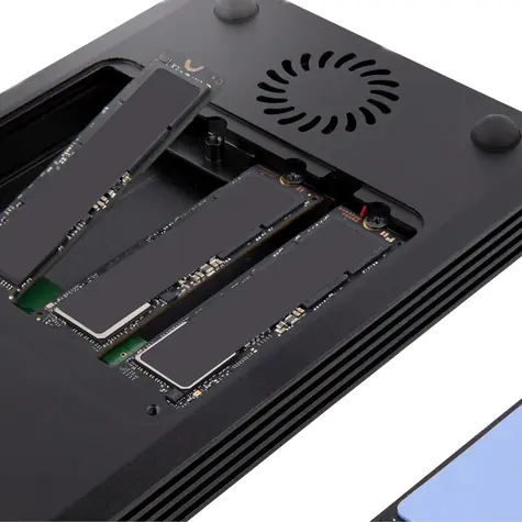 StarTech M2E4BTB3 / Externí box na M.2 SSD / Thunderbolt 3 / 2x port / s ventilátorem