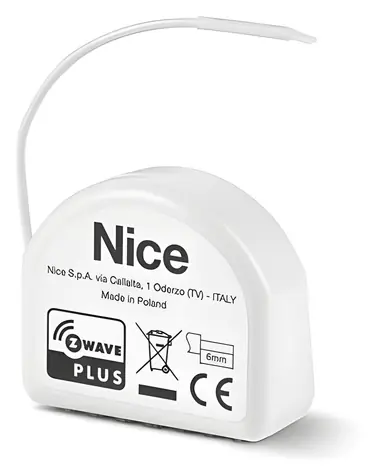 Fibaro FGS-224 bílá / Dvojitý spínací reléový modul / Z-Wave / dosah 50 m