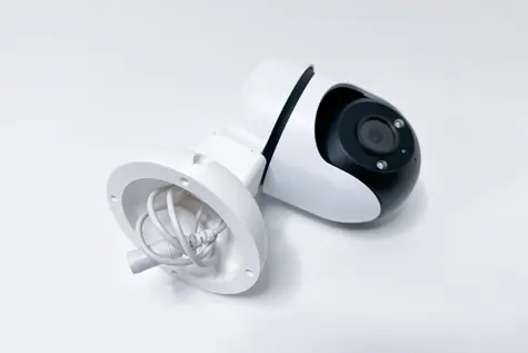 OEM Držák pro kamery TP-Link Tapo C500/C510W/C520WS bílý / Držák / Nástěnná montáž / PETG / Krytka kabelů