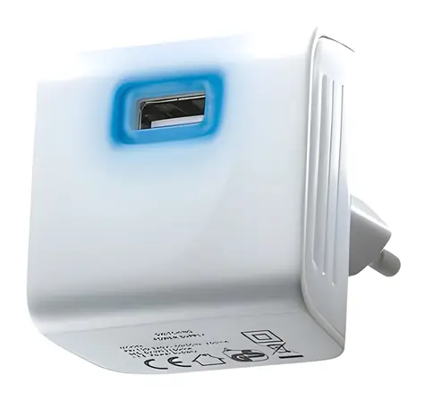 DC08 USB adaptér bílý / Nabíjecí adaptér / 5V / 2400mA