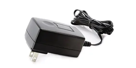 Veracity VPSU-12V-U / univerzální napájecí adaptér 12V DC