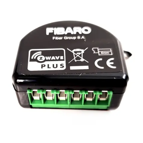 Fibaro Spínací reléový modul 2 (vestavný) / 1x 2.5 kW / Z-Wave Plus
